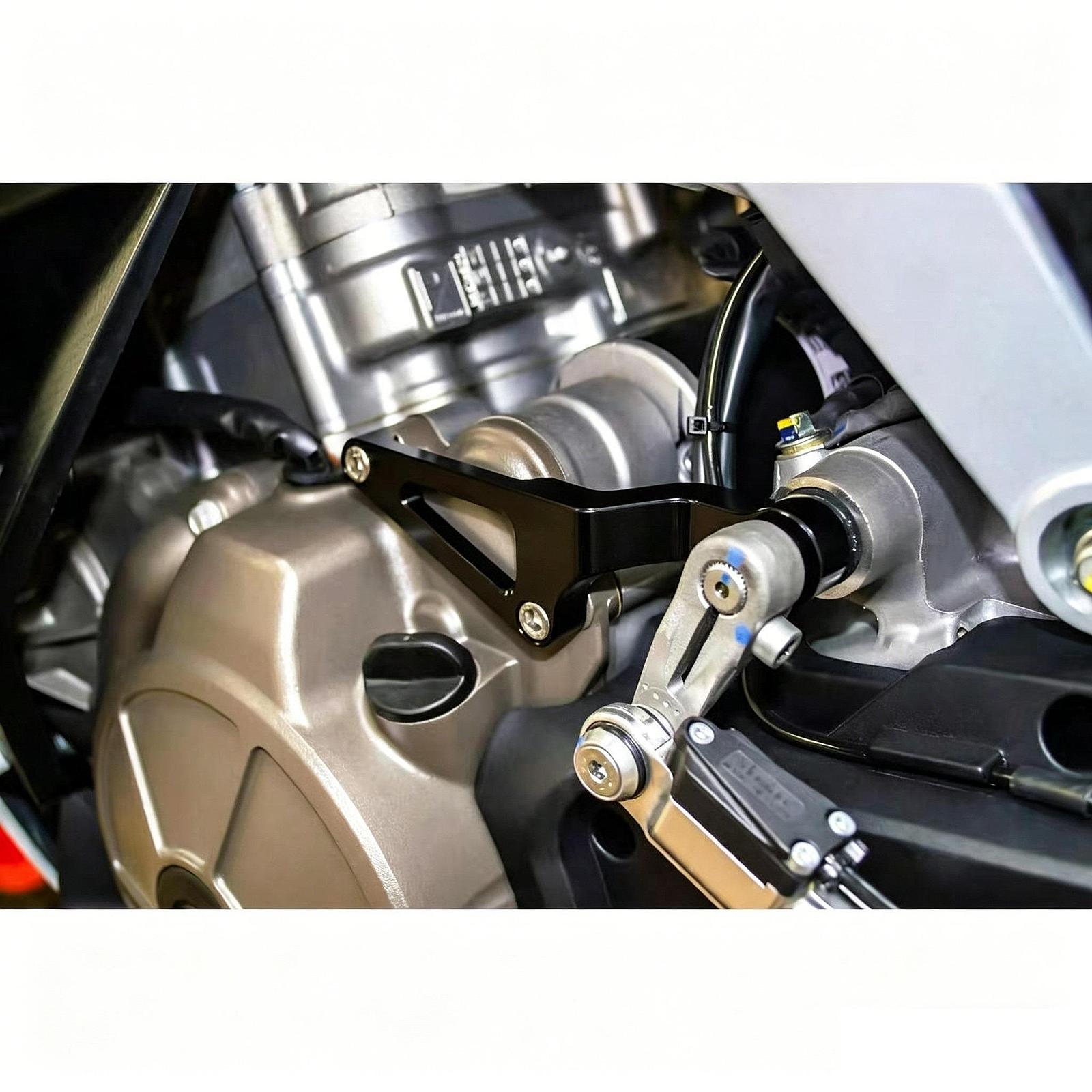 シフターホルダー アルミ合金製 ギアレバーサポートアクセサリ - Motorcycle Gear Holder のレビューと価格